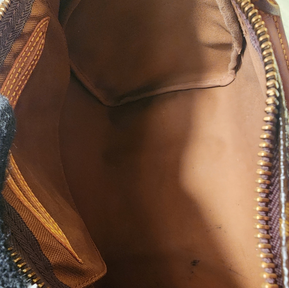 IT'S SOLD!!! Authentic Louis Vuitton Speedy 30 Monogram - Picture 6 of 9